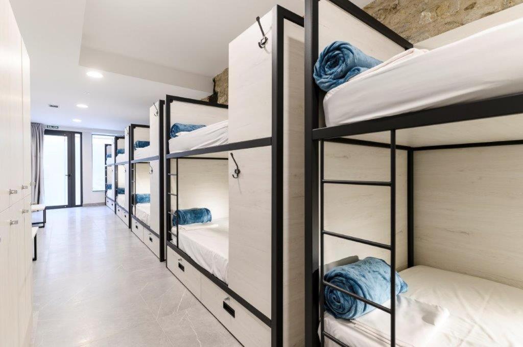 Logune Rooms Vitoria Exterior foto
